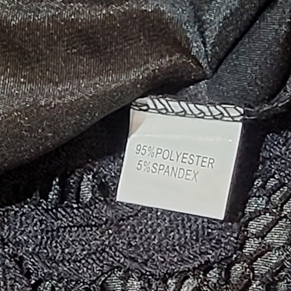 Black Lace Dress with Stretch (L) - Picture 7 of 12